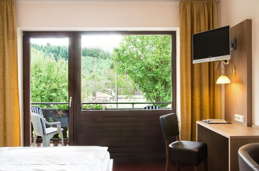 Gasthof & Landhotel Ohrnbachtal Weilbach Eksteriør billede